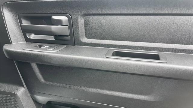 2025 Ram 2500 Tradesman Crew Cab 4x4 6'4" Box
