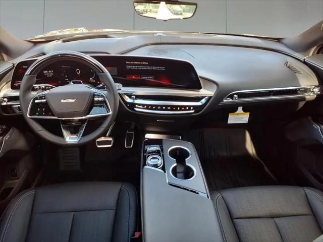 2026 Cadillac iQ V-Series w/1SV