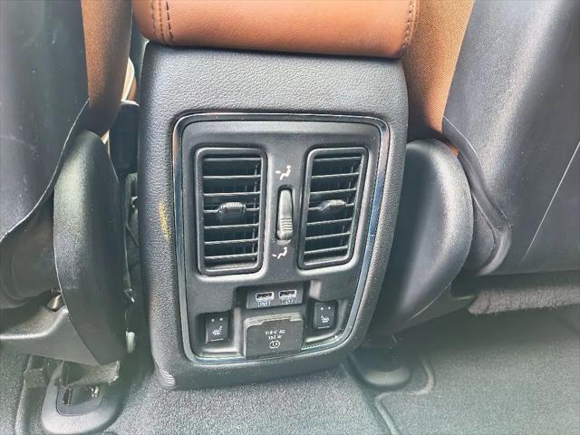 2021 Jeep Grand Cherokee Overland 4X2