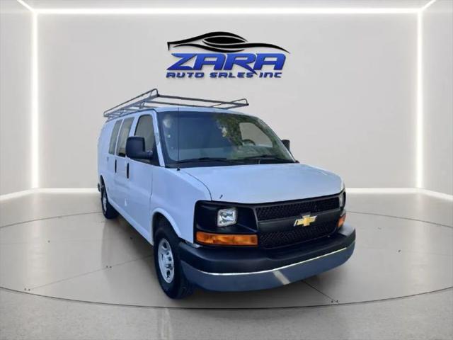 2005 Chevrolet Express Base