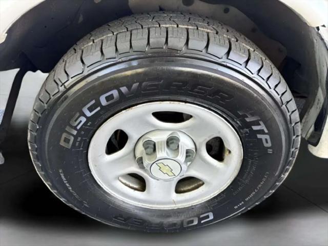 2005 Chevrolet Express Base