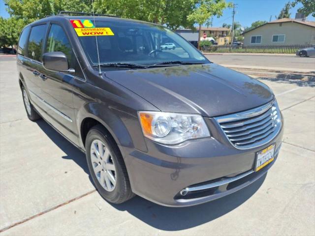 2016 Chrysler Town & Country Touring for sale in Oakdale, CA