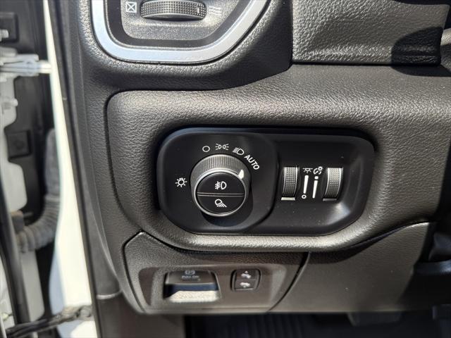 2024 Ram 1500 Laramie Crew Cab 4x4 57 Box
