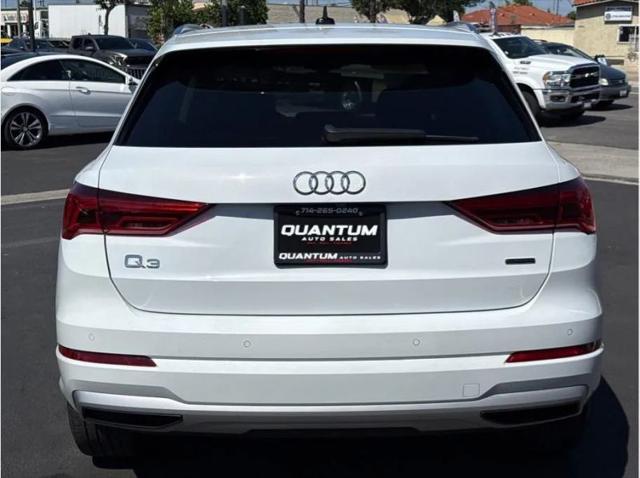 2022 Audi Q3 Premium 40 TFSI quattro Tiptronic