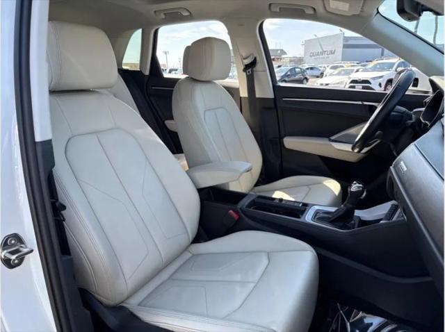 2022 Audi Q3 Premium 40 TFSI quattro Tiptronic
