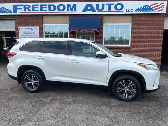2019 Toyota Highlander LE