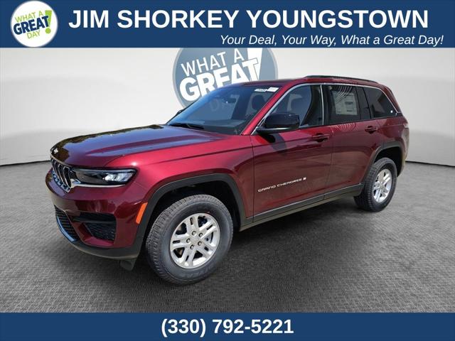 2025 Jeep Grand Cherokee GRAND CHEROKEE LAREDO 4X4