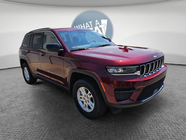 2025 Jeep Grand Cherokee GRAND CHEROKEE LAREDO 4X4