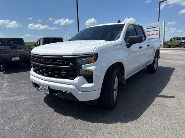 2024 Chevrolet Silverado 1500 4WD Double Cab Standard Bed Custom