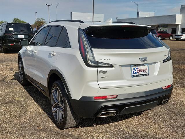 2022 Cadillac XT4 AWD Sport
