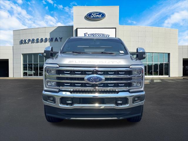 2023 Ford F-350 LARIAT