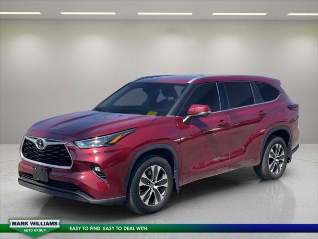 2022 Toyota Highlander XLE 2022 Toyota Highlander XLE