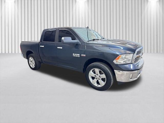 2017 RAM 1500 Big Horn Crew Cab 4x4 57 Box