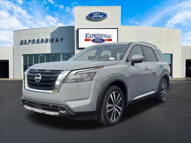 2025 Nissan Pathfinder Platinum 4WD