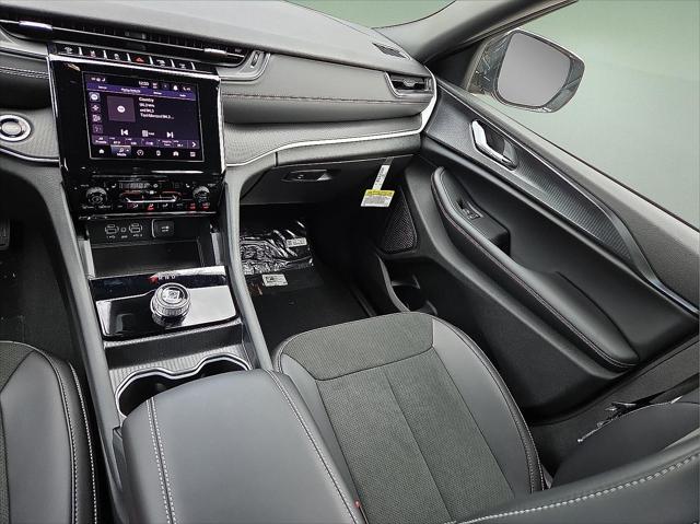 2025 Jeep Grand Cherokee L Altitude X 4x4