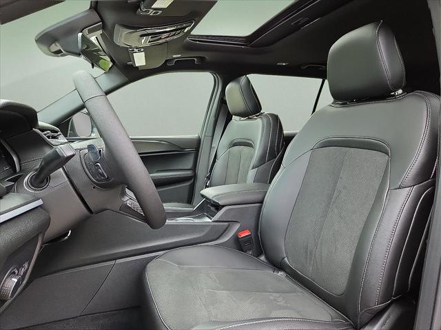 2025 Jeep Grand Cherokee L Altitude X 4x4