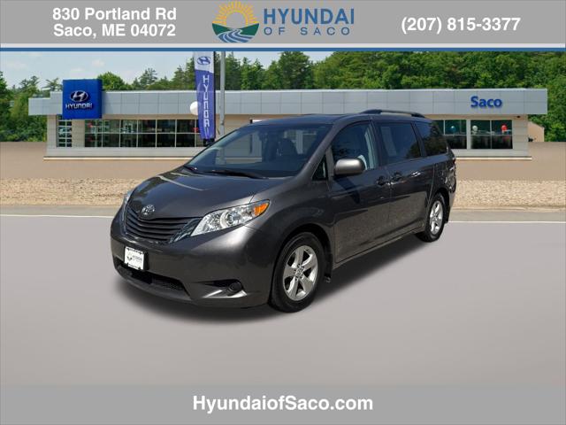 2017 Toyota Sienna LE 8-Passenger