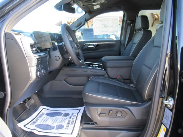 2025 Chevrolet Suburban 4WD Premier
