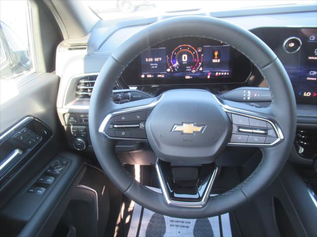 2025 Chevrolet Suburban 4WD Premier