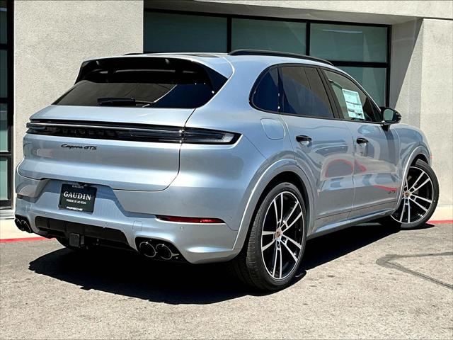2025 Porsche Cayenne GTS