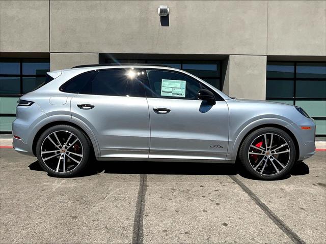 2025 Porsche Cayenne GTS