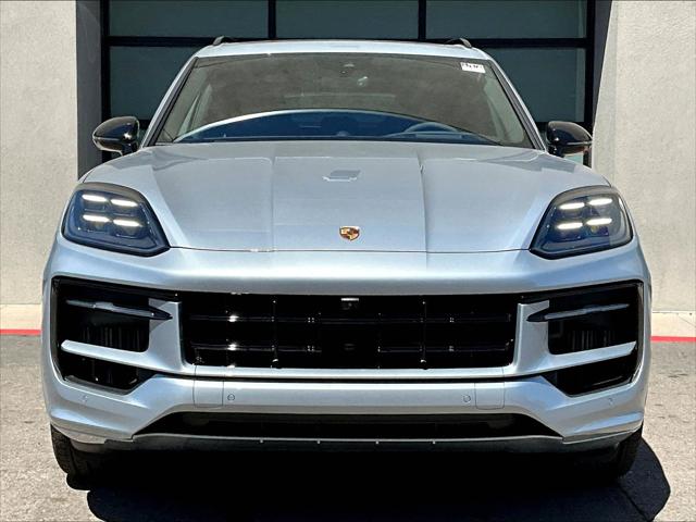 2025 Porsche Cayenne GTS