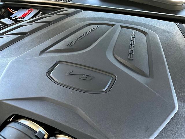 2025 Porsche Cayenne GTS