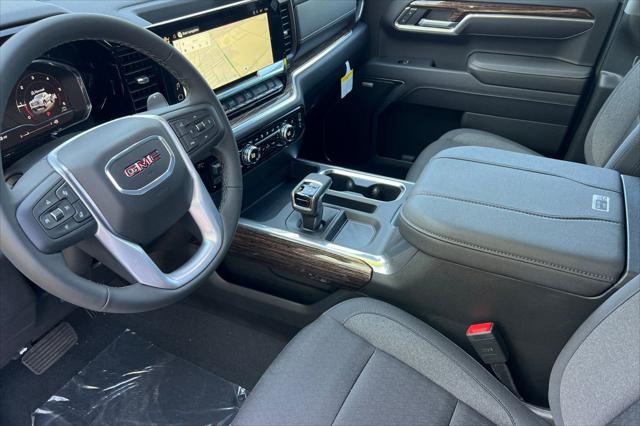 2025 GMC Sierra 1500 4WD Double Cab Standard Box Elevation with 3SB