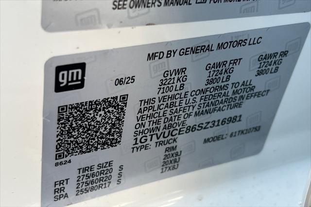 2025 GMC Sierra 1500 4WD Double Cab Standard Box Elevation with 3SB