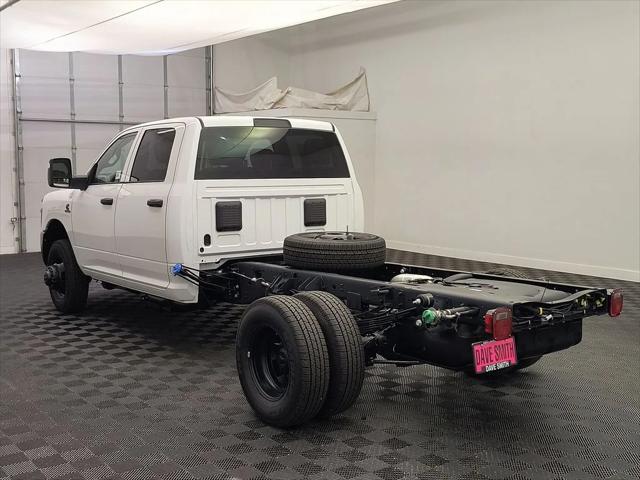 2026 RAM Ram 3500 Chassis Cab RAM 3500 TRADESMAN CREW CAB CHASSIS 4X4 60 CA