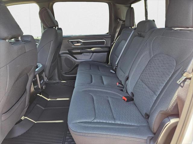 2026 Ram 1500 Lone Star Crew Cab 4x4 5'7" Box