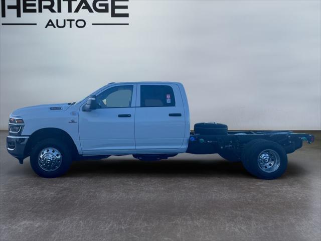 2026 RAM Ram 3500 Chassis Cab RAM 3500 TRADESMAN CREW CAB CHASSIS 4X4 60 CA