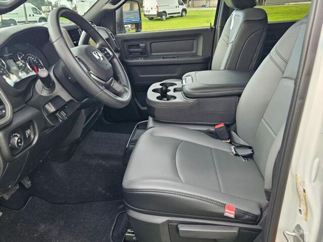 2026 RAM Ram 2500 RAM 2500 TRADESMAN CREW CAB 4X4 64 BOX