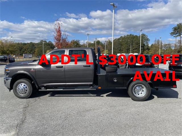 2026 RAM Ram 3500 Chassis Cab RAM 3500 TRADESMAN CREW CAB CHASSIS 4X4 60 CA
