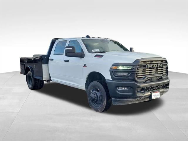 2026 RAM Ram 3500 Chassis Cab RAM 3500 TRADESMAN CREW CAB CHASSIS 4X4 60 CA