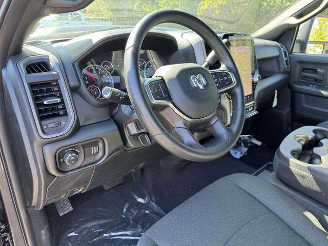 2026 RAM Ram 2500 RAM 2500 BLACK EXPRESS CREW CAB 4X4 8 BOX