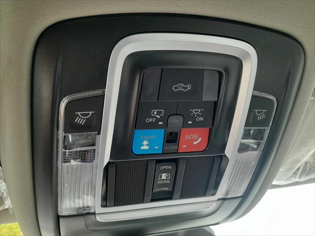 2026 Ram 1500 Laramie Crew Cab 4x4 57 Box