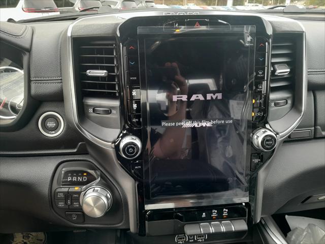2026 Ram 1500 Laramie Crew Cab 4x4 5'7" Box