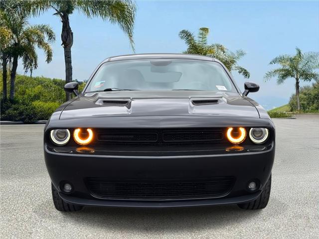 2018 Dodge Challenger SXT Plus