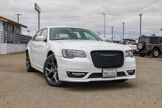2023 Chrysler 300 Touring L