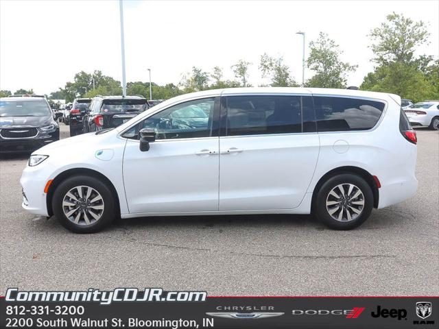2025 Chrysler Pacifica Hybrid PACIFICA PLUG-IN HYBRID SELECT