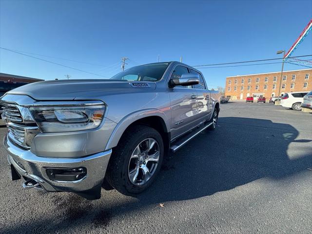 2022 RAM 1500 Laramie Crew Cab 4x4 57 Box