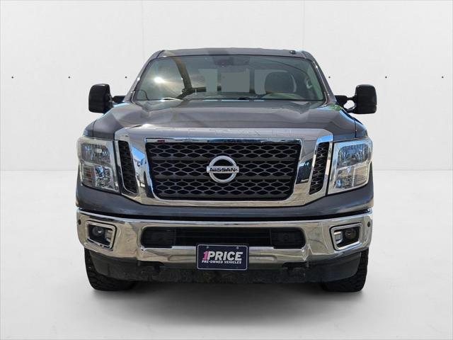 2017 Nissan TITAN XD SV Gas