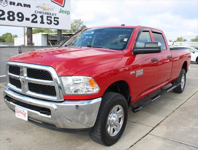 2017 RAM 2500 Tradesman Crew Cab 4x4 8 Box