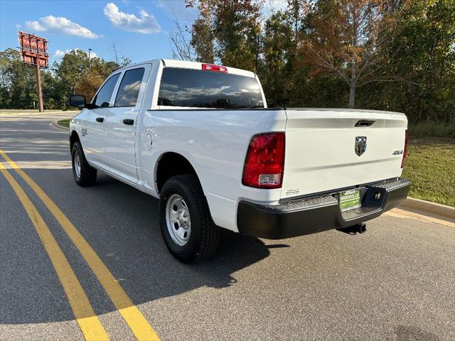 2023 RAM 1500 Classic Tradesman Crew Cab 4x4 57 Box
