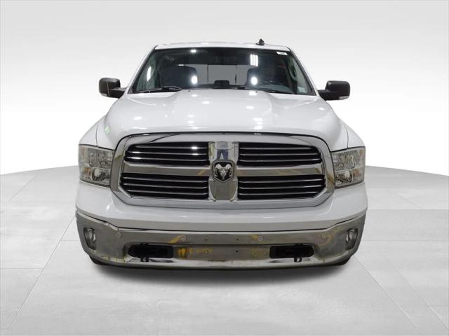 2017 RAM 1500 Big Horn Crew Cab 4x4 57 Box