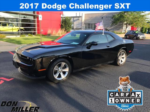 2017 Dodge Challenger SXT