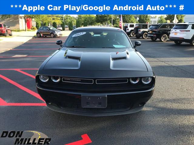 2017 Dodge Challenger SXT