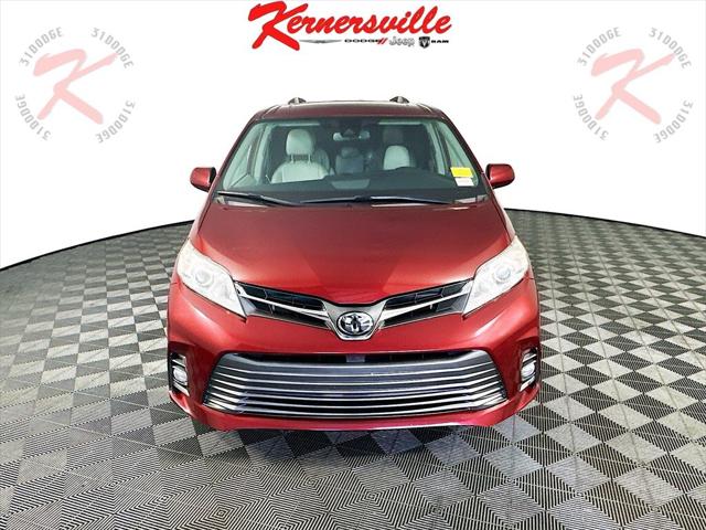 2019 Toyota Sienna XLE 8 Passenger