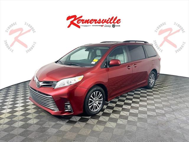 2019 Toyota Sienna XLE 8 Passenger